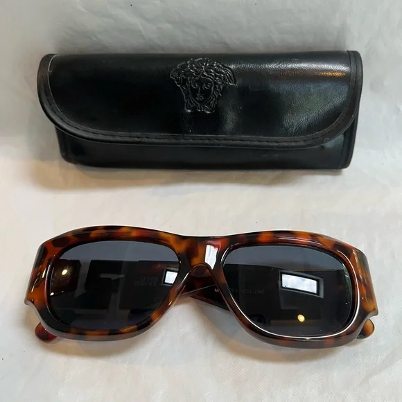 Versace | Accessories | Womens Gianni Versace Mod T75 Col 28  display picture 1
